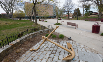 The gold anchor on RIC's quad 